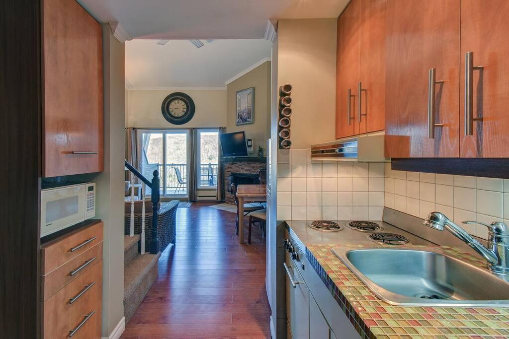 Charming Tremblant 1 Bedroom With Pool And Hot Tub Mont-Tremblant Ngoại thất bức ảnh